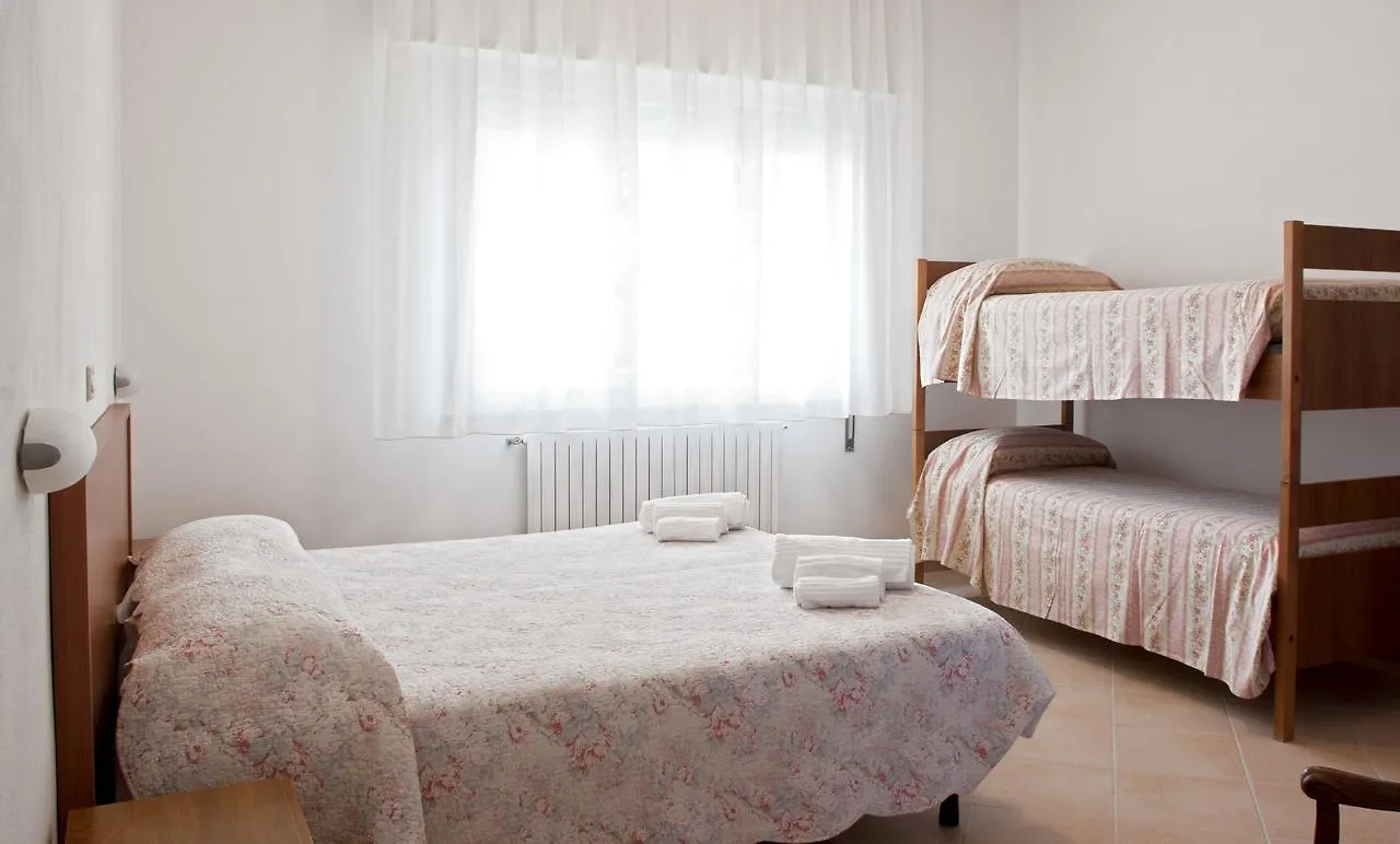 **  Hotel Elisabetta Cinquale Italy